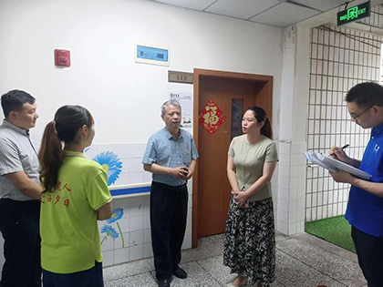 省民政厅视察养老公司.jpg