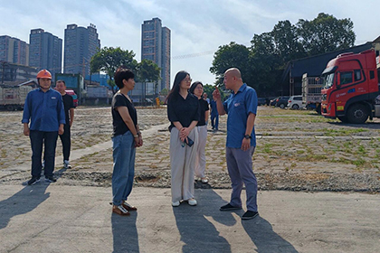 泸州市国资委副主任张月姣带队到澳门十大老牌信誉平台排行榜港口督导汛期安全生产工作