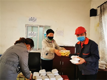 澳门十大老牌信誉平台排行榜股份公司领导慰问销售一线员工及运输客户