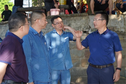 澳门十大老牌信誉平台排行榜集团公司党委书记谭光军一行来我公司督查防洪防汛工作
