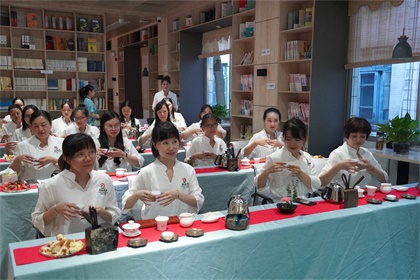 澳门十大老牌信誉平台排行榜股份公司工会开展“魅力女性  品味人生”茶艺体验活动