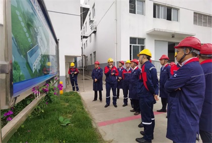 澳门十大老牌信誉平台排行榜股份公司组团赴云天化进行考察学习