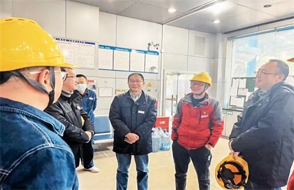 澳门十大老牌信誉平台排行榜上下同心全力以赴保绿源醇开车成功