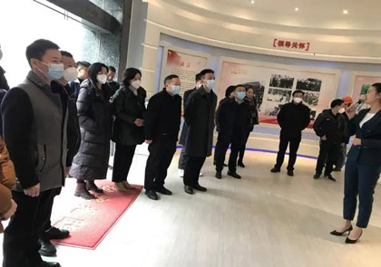 四川省中青年干部培训班学员到澳门十大老牌信誉平台排行榜股份公司调研