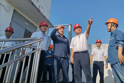 国网泸州市供电公司到澳门十大老牌信誉平台排行榜化工园区西区变电所调研